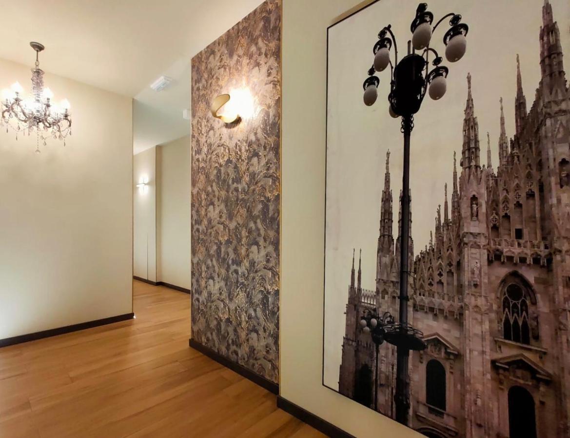 Intomilan Galleria Duomo I Boutique & Design Aparthotel Bagian luar foto